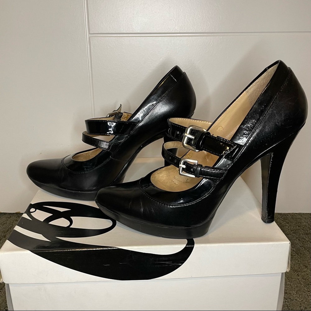 Nine West Black Mary Jane heels